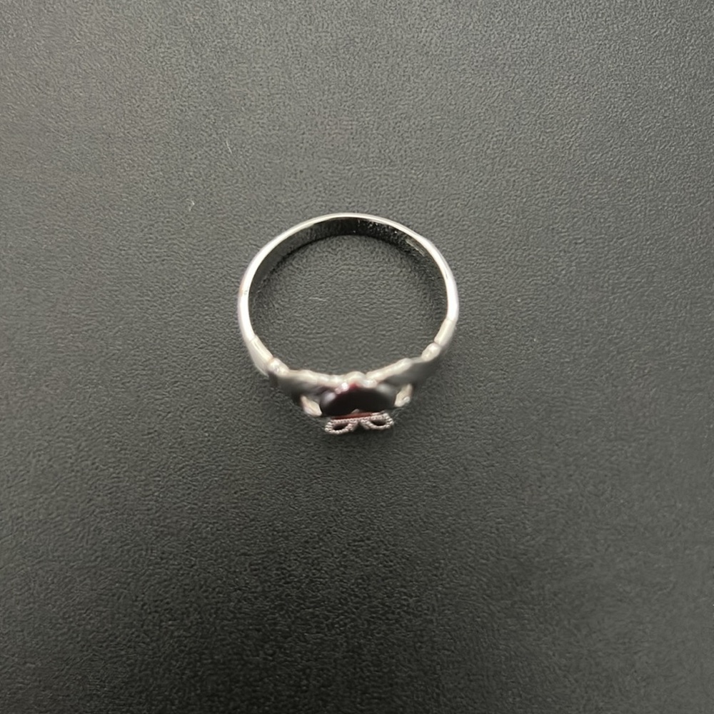 Claddagh Ring - Picture 4 of 9